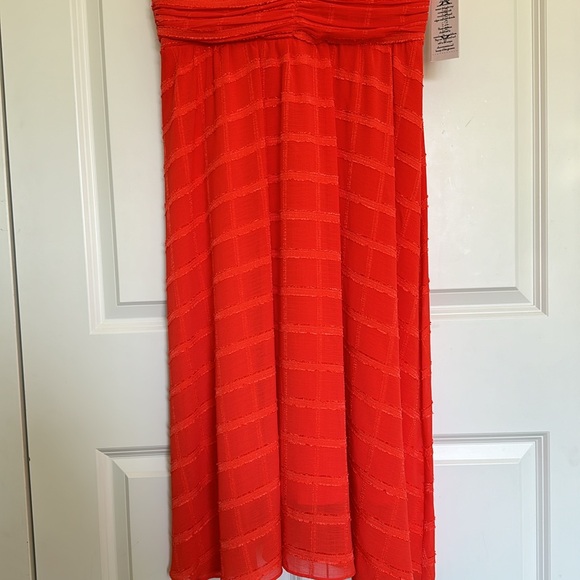 Host Pick 💕 Nanette Lepore size 8 Calypso Red V neck knee length dress. - Picture 5 of 14